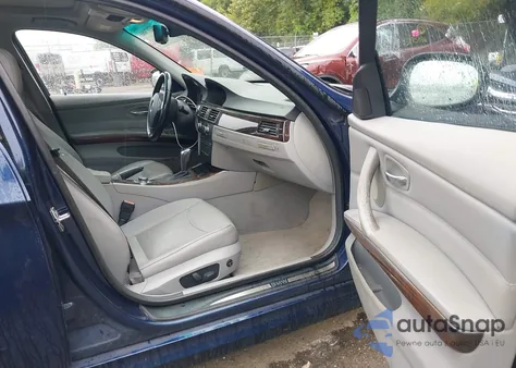 2011 BMW 328I xDrive из США, поврежденный, VIN WBAPK5C52BA659222